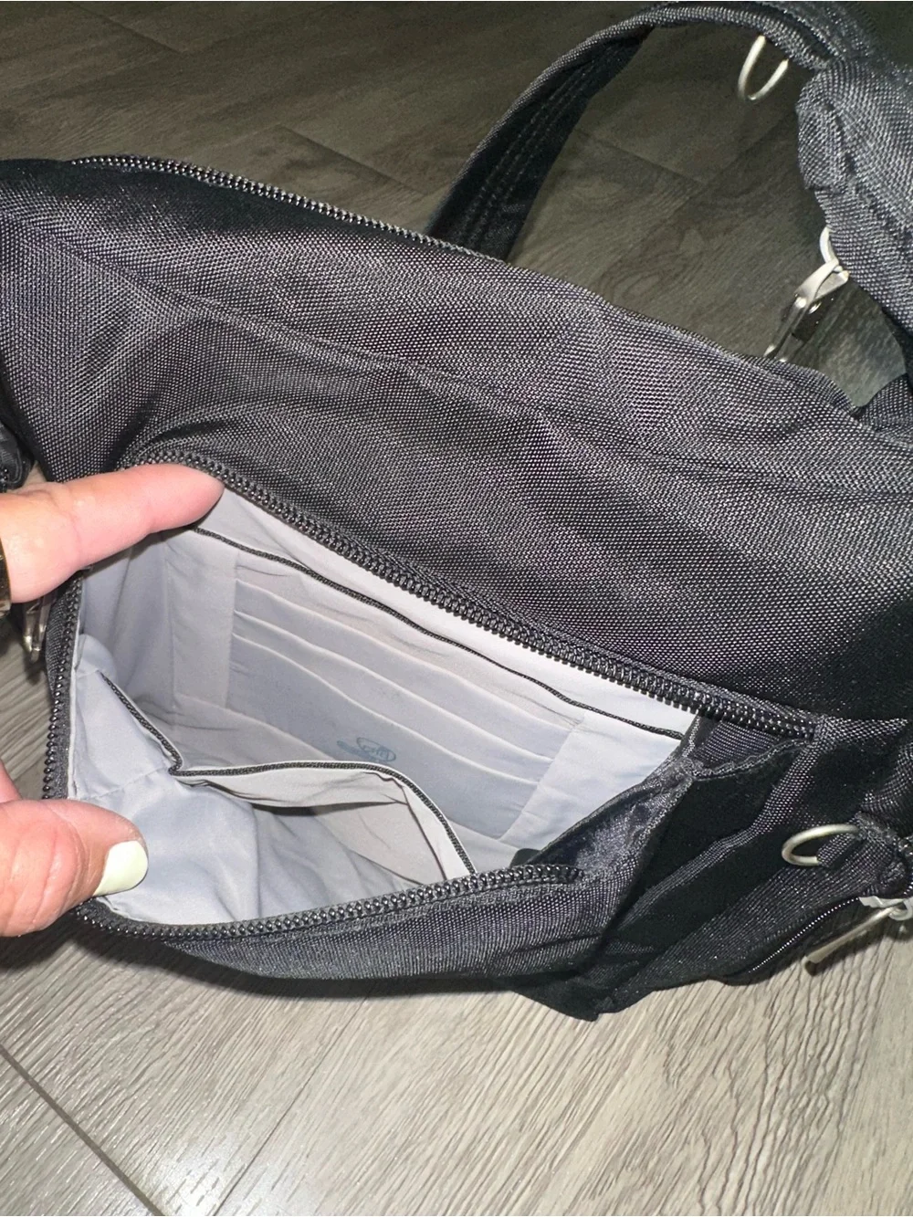 Travelon Midnight Black Anti-Theft Classic Messenger Crossbody Bag Purse